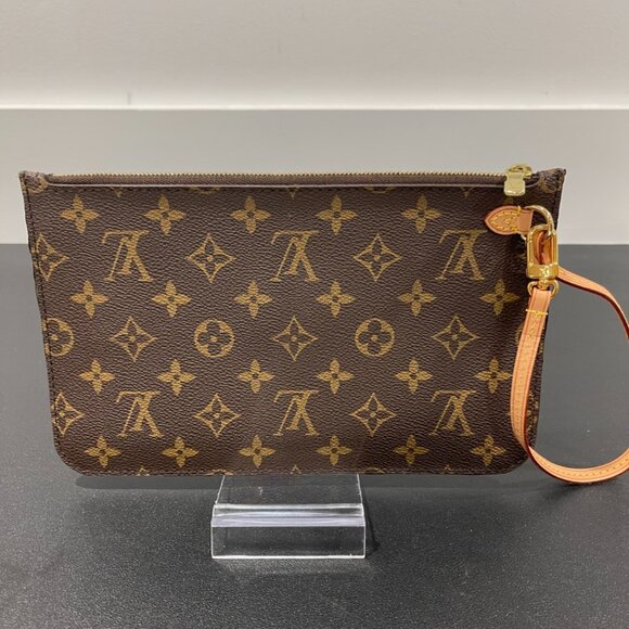 Louis Vuitton Neverfull Monogram Pouch Red Interior (141997) - Picture 2 of 9